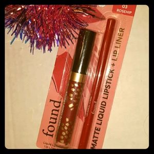 NWT FOUND Red Matte Liquid Lipstick & Lip Liner